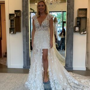 Justin Alexander Wedding Dress